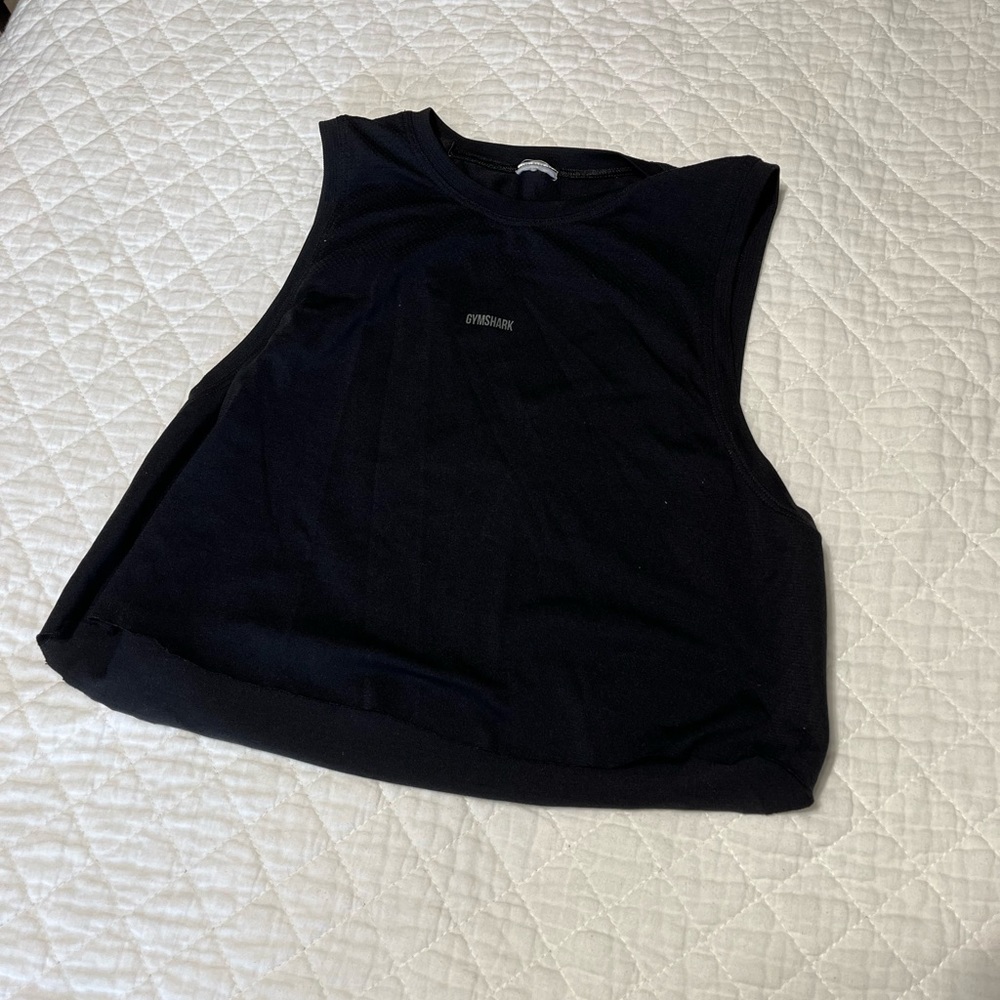 gymshark black tank top size small